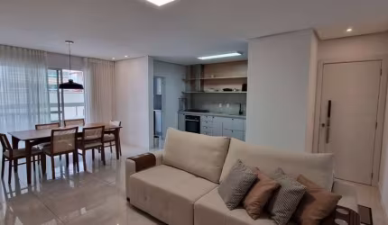 APTO DE 3 DORM. COM SUITE, IMPECAVELMENTE MOBILIADO EM SÃO JOSÉ