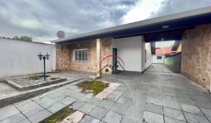 Casa à venda em Peruíbe/SP
