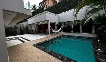 Casa em condomínio fechado com 3 quartos à venda na Alameda Apetubas, Alphaville, Santana de Parnaíba, 320 m2 por R$ 3.600.000