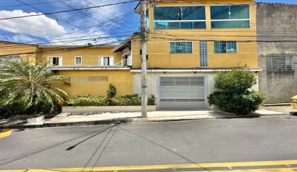 Casa para Venda em Guarulhos, Vila Barros, 3 dormitórios, 1 suíte, 1 banheiro, 6 vagas