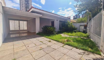 Casa térrea à venda | 168m² | 2 dormitórios | 1 suíte | 4 vagas | Água Fria - São Paulo/SP