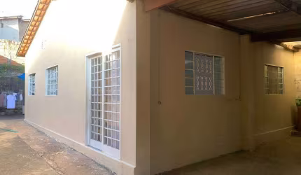 Casa de 218m² a Venda na Vila Sul, Aparecida de Goiânia