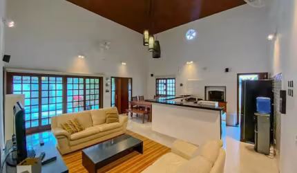 Casa Térrea em Ubatuba - Excelente Localização!