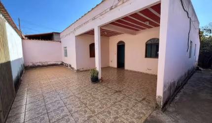 Casa à venda no bairro Imperatriz em Mateus Leme | JUATUBA IMÓVEIS