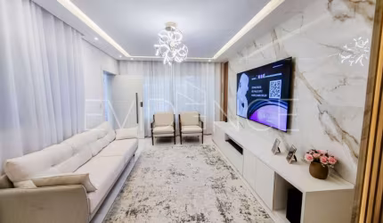 SOBRADO À VENDA NA MOOCA COM 330 M² - PORTEIRA FECHADA