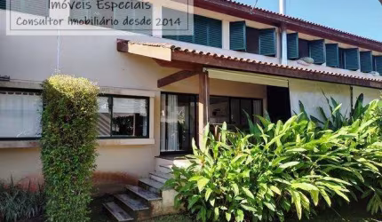 Casa com 4 dormitorios em Barra do Una