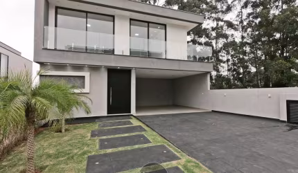 Casa com 4 suites e piscina no Real Park Arujá