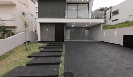 Casa com 4 suites e piscina no Real Park Aruja