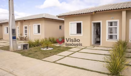 Casa com 2 dormitórios à venda, 44 m² por R$ 250.000 - São Benedito - Pindamonhangaba/SP