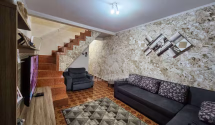 Sobrado com 4 dormitórios à venda, 198 m² por R$ 550.000,00 - Jardim Guapituba - Mauá/SP