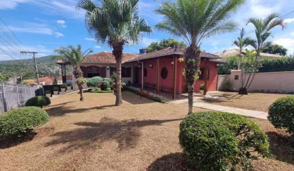 Casa com 4 dormitórios à venda, 800 m² por R$ 2.000.000,00 - Centro - Mateus Leme/MG