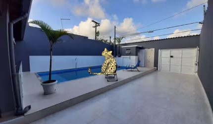 Casa de Praia de Luxo em Itanhaém - Seu Refúgio à Beira-Mar! ?