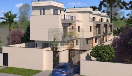 Sobrado com 3 dormitórios à venda com 244m² no bairro Guabirotuba - CURITIBA / P