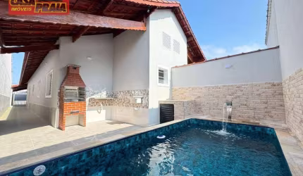 Casa em Mongaguá com piscina 3 quartos 94 m² por R$ 409.900 - Balneário Plataforma