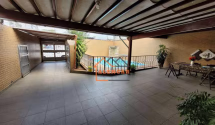Casa com 3 dormitórios à venda, 200 m² por R$ 1.500.000,00 - Vila Nova York - São Paulo/SP
