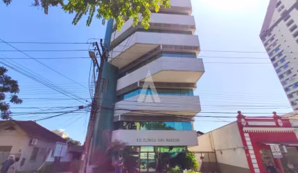 SALA COMERCIAL LOCALIZADA NA RUA ABDON BATISTA