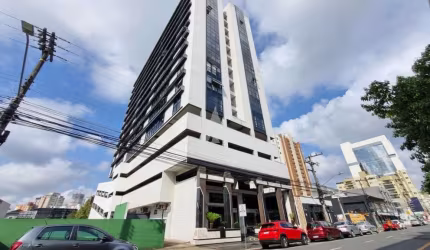 Sala para alugar, 31.74 m2 por R$1550.00  - Centro - Joinville/SC