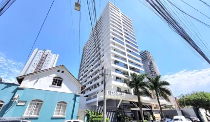 Apartamento em condominio Home Club, 1 dormitório, sala de estar e jantar, cozinha, banheiro social, área de serviço e sacada