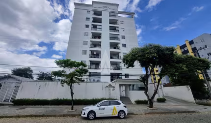 APARTAMENTO COM 02 DORMITÓRIOS MOBILIADO COM 01 VAGA COBERTA
