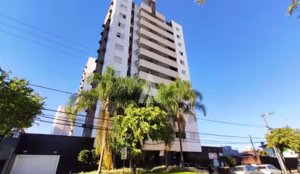 APARTAMENTO 03 DORMITÓRIOS, SENDO 01 SUÍTE, 03 VAGAS DE GARAGEM, 127m², CENTRO.