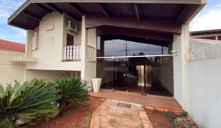 Casa com 3 dormitórios, 296 m² - venda por R$ 1.200.000,00 ou aluguel por R$ 4.500,00/mês - Primavera - Barretos/SP
