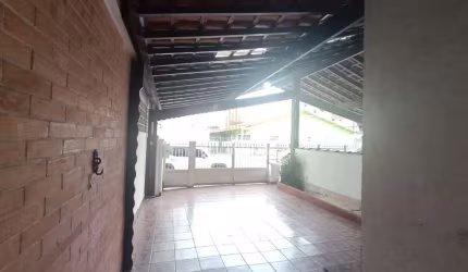 Casa Padrão à venda na Vila Tupi - Praia Grande - SP: