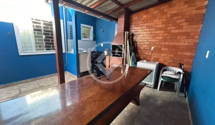 Casa geminada 2 dormitórios em Petecas são José/SC codigo: 82839