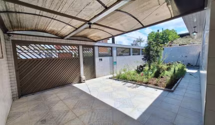 Casa para Venda em São Vicente, Jardim Independência, 3 dormitórios, 1 suíte, 3 banheiros, 4 vagas