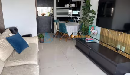 LINDO APARTAMENTO COM EXCELENTE LOCALIZA&#199;&#195;O DA PE CONSTRUTORA EM CASA AMARELA