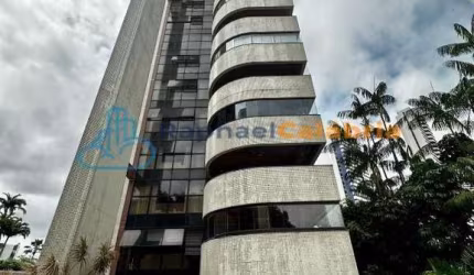LINDO E ESPA&#199;OSO APARTAMENTO NO BAIRRO DE CASA FORTE