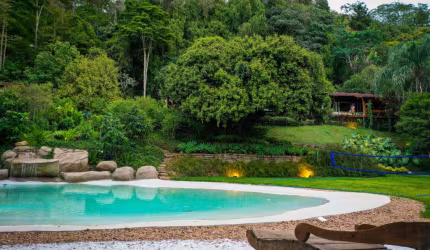 Casa com 4 quartos em condomínio no Cuiabá, Petrópolis.