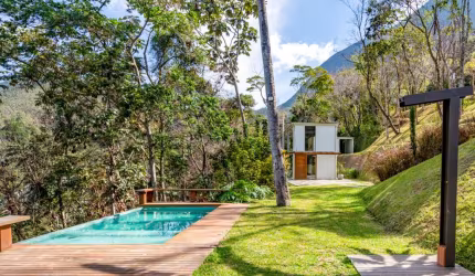 Casa com 4 quartos em condomínio em Araras, Petrópolis.
