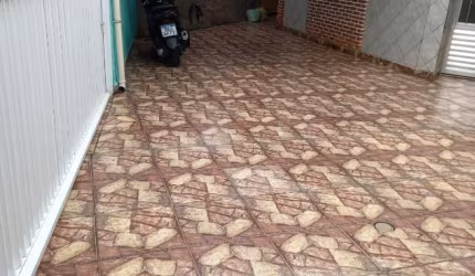 Casa para Venda no bairro Solemar, localizado na cidade de Praia Grande / SP.