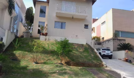 Casa com 3 dormitórios à venda, 257 m² por R$ 1.600.000,00 - Jandira - Jandira/SP
