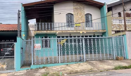 Casa com 3 dormitórios à venda, 287 m² por R$ 958.000,00 - Jardim Pacaembu - Jundiaí/SP