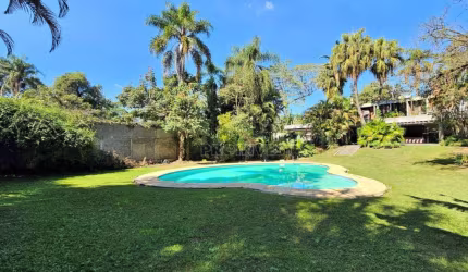 Casa na Granja Viana!!!