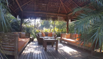 Casa com 4 dormitórios à venda, 230 m² por R$ 1.380.000,00 - Patrimônio do Carmo - São Roque/SP
