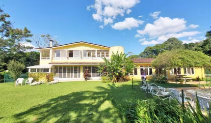 Casa em condomínio de Alto Padrão na Granja Viana!