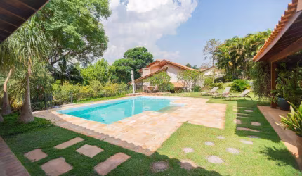 Casa com 4 dormitórios à venda, 735 m² por R$ 6.380.000,00 - Fazendinha - Carapicuíba/SP