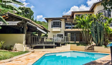 Casa com 3 dormitórios à venda, 550 m² por R$ 3.800.000,00 - Granja Viana - Km 23 - Cotia/SP