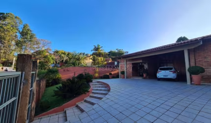 Casa com 4 dormitórios à venda, 500 m² por R$ 1.800.000,00 - Granja Viana - Cotia/SP