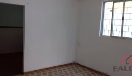 Casa com 3 quartos à venda na Rua Mantenópolis, 38, Jardim Independência, São Vicente por R$ 360.000