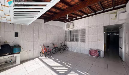 Casa com 4 dormitórios à venda, 71 m² por R$ 900.000,00 - Tupi - Praia Grande/SP