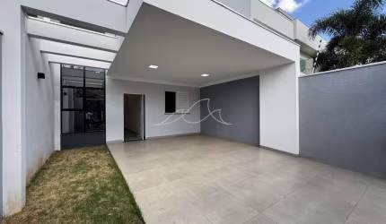 Casa à venda no Jd. Canadá II em Maringá/PR com 122,60 m² de construção e 3 quartos
