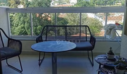 Apartamento com 3 dormitórios  no Centro de Jacareí-SP