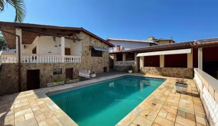 Casa à venda, 400 m² por R$ 1.700.000,00 - Jardim do Lago - Atibaia/SP