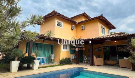 Casa com 4 dormitórios à venda, 180 m² por R$ 2.400.000,00 - Ferradura - Armação dos Búzios/RJ