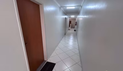 Alugo anual  Sala comercial no bairro - Aeroporto - Guarapari-ES