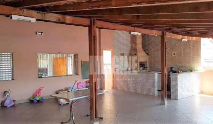 Casa na Penha com 5 Dorms, 2 Vagas, 440m²