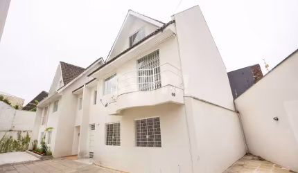 Casa com 3 quartos à venda na Rua João Tschannerl, 60, Vista Alegre, Curitiba por R$ 750.000